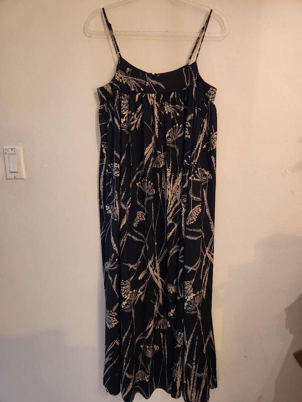 Banana Republic Maxi Petite Navy Floral Print Dress - Blue and Cream - Picture 7 of 12